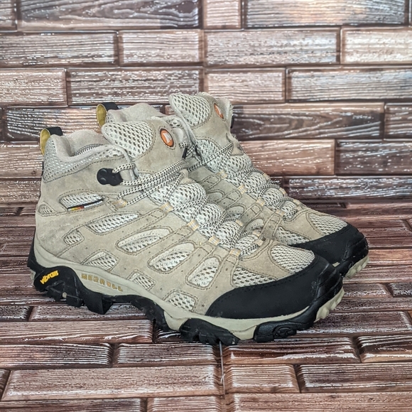 Merrell Shoes - Merrell Moab Continuum Hiking Trail Shoes Mid - Women's 10 Taupe